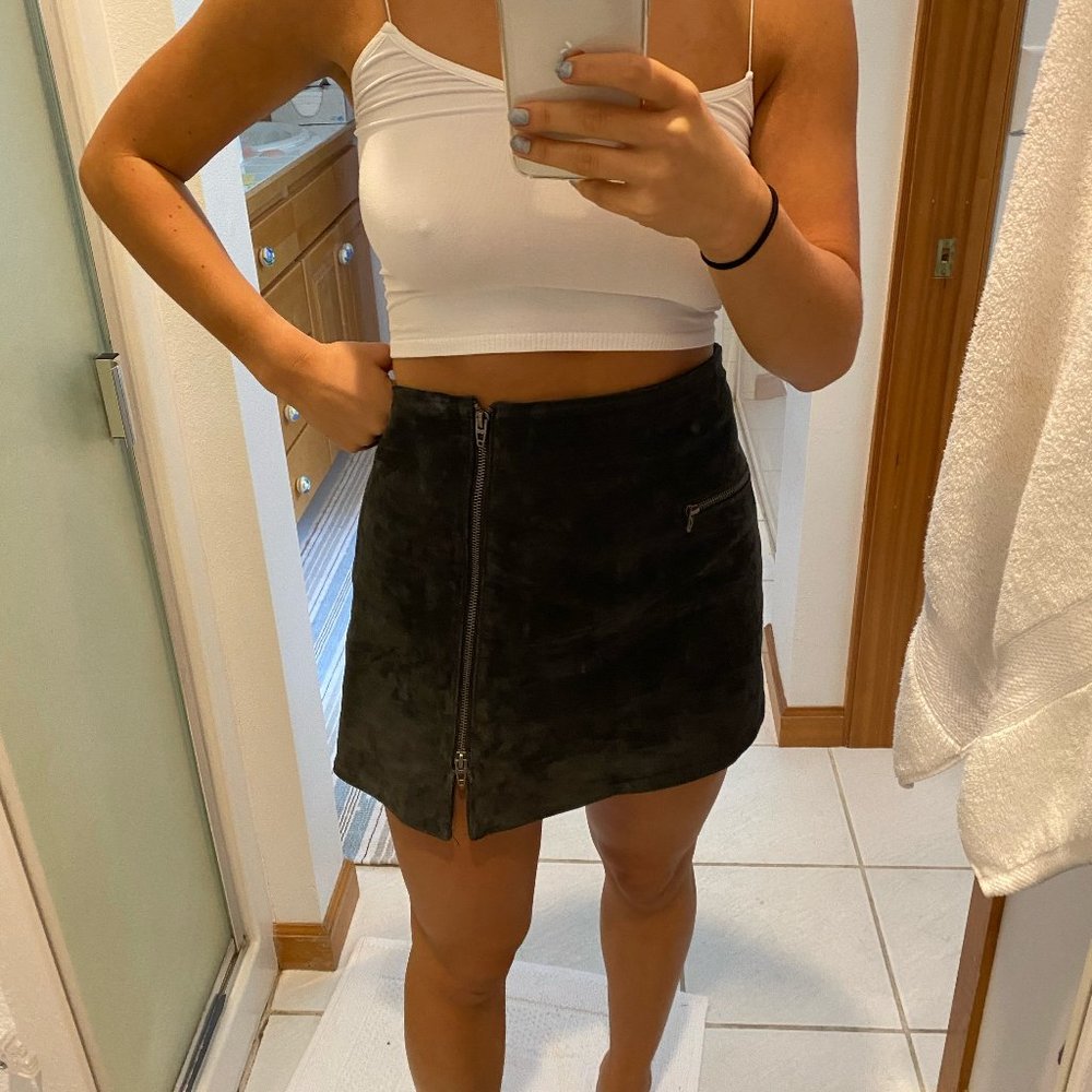 BLANK NYC Suede skirt (NWT)